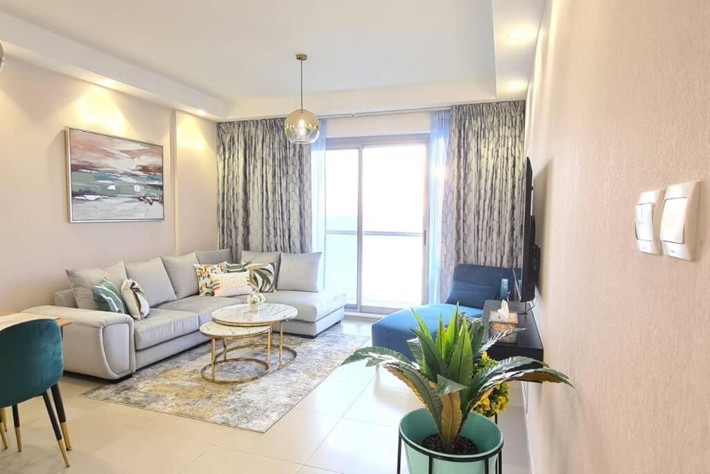 A Perfect Escape - Sea Facing Apartment Ras al-Khaimah Ngoại thất bức ảnh