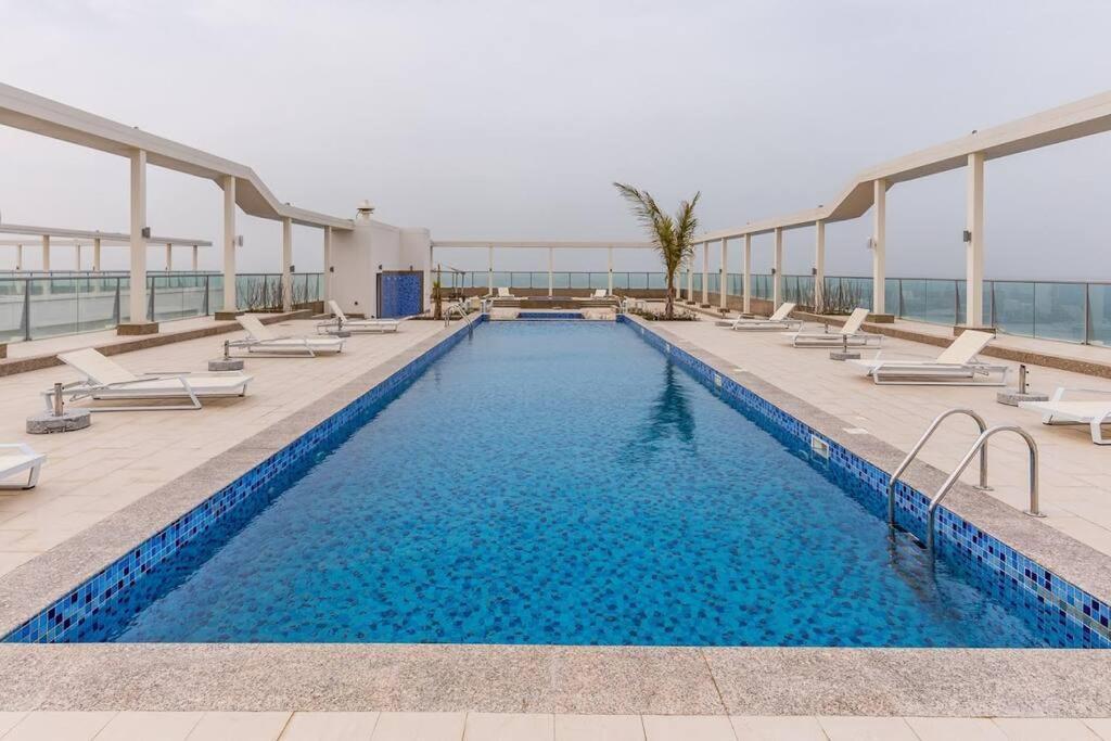 A Perfect Escape - Sea Facing Apartment Ras al-Khaimah Ngoại thất bức ảnh